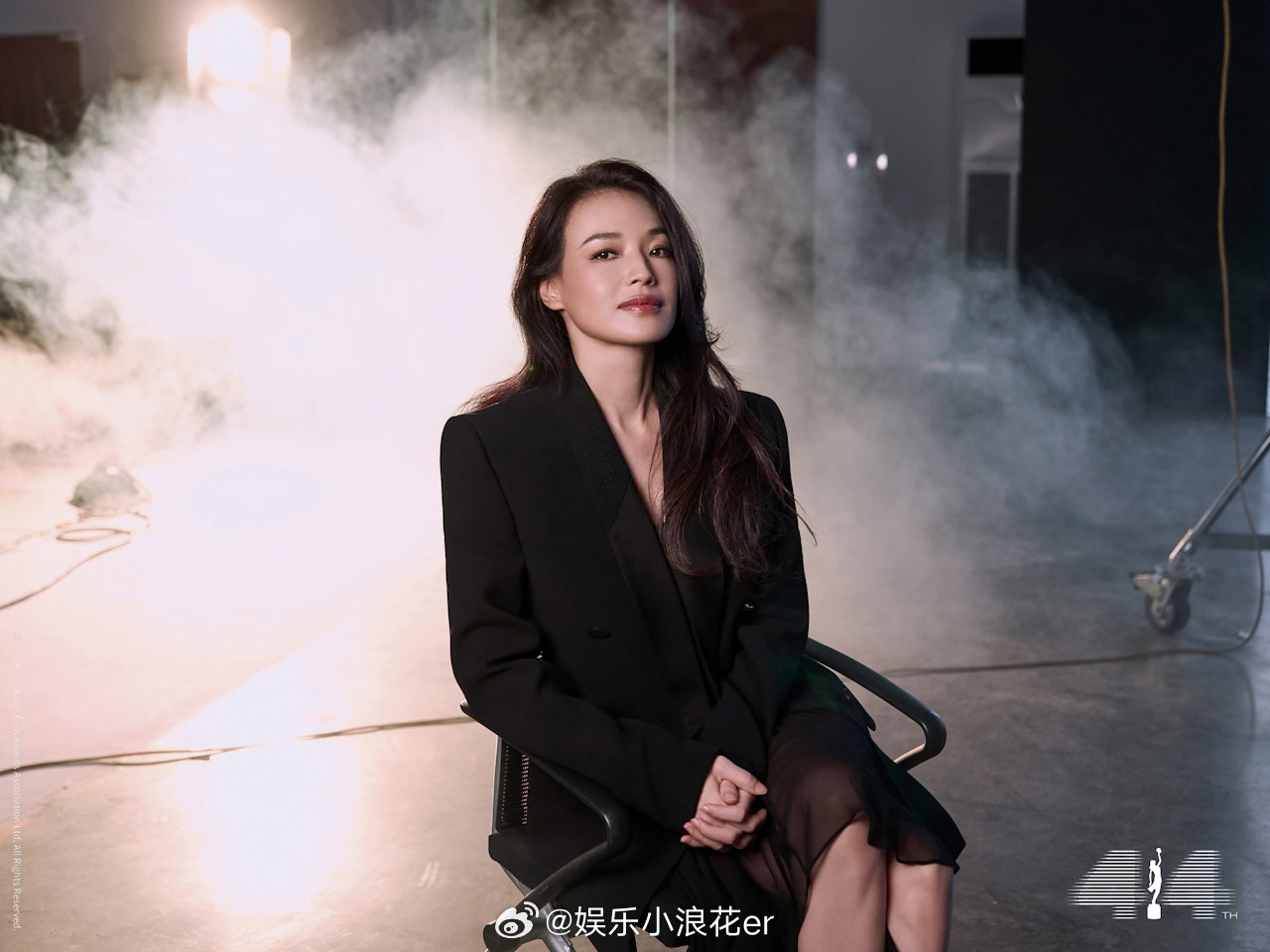 舒淇金像奖提名公式照 最佳导演入围者：舒淇~ 