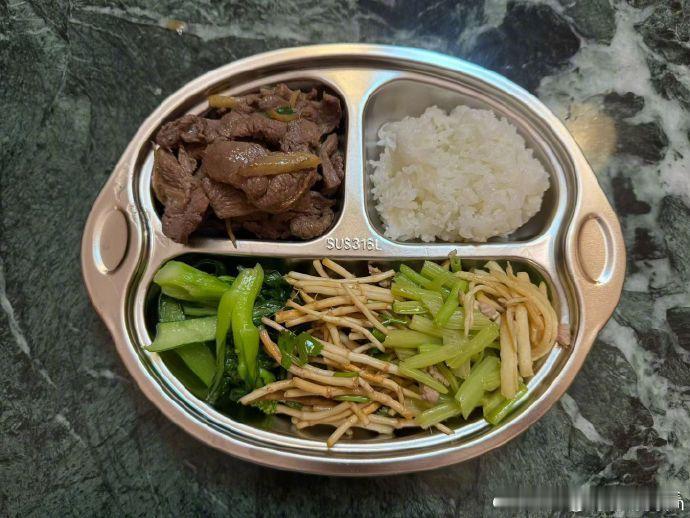 孙俪现在每天吃的饱饱的还不胖孙俪美丽的基础 孙俪的美丽基础太扎实！吃得饱且健康，