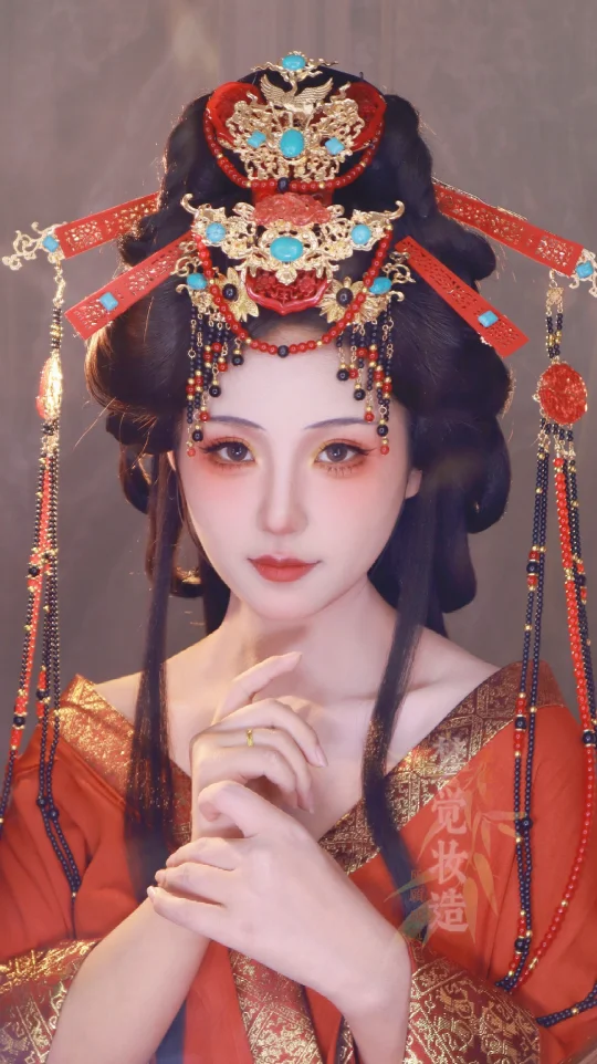 ＂过情关～谁敢闯～＂｜战国袍妆造