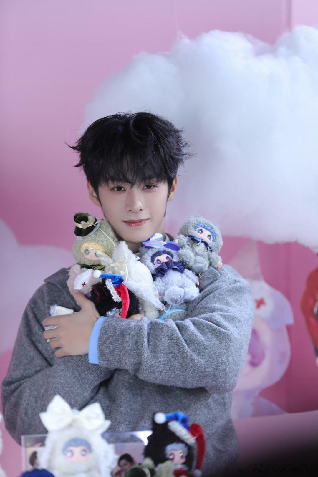 程相直播花絮照🧸 