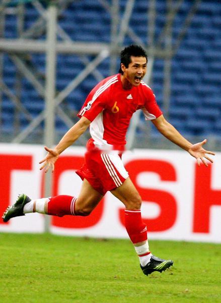 邵佳一将出任国足主帅邵佳一球员时代曾效力北京国安、德甲慕尼黑1860、科特布斯、