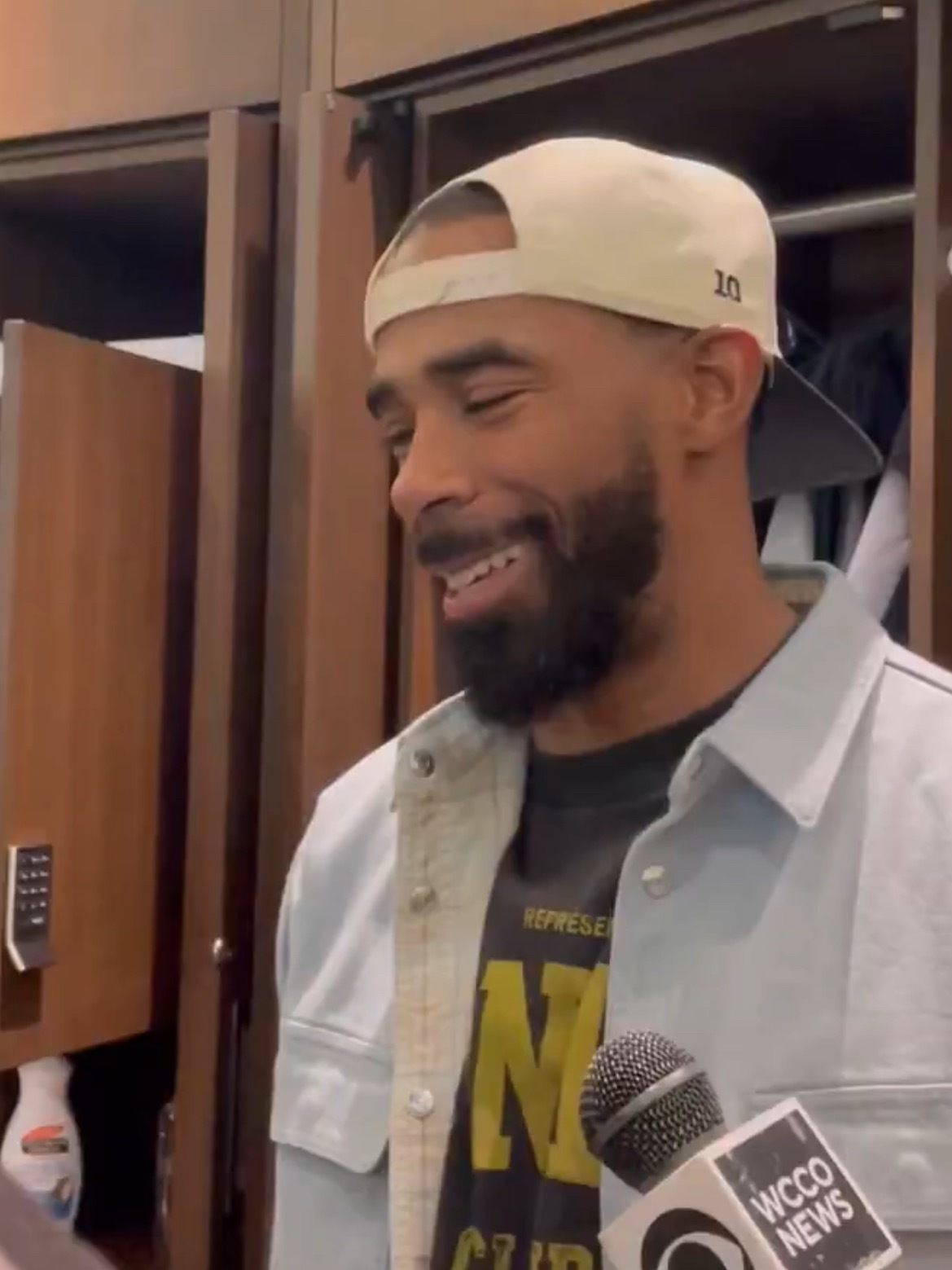 迈克-康利表示最后的冲突有他的责任：“责任全在我，我来背锅，球一传出去我就看了一