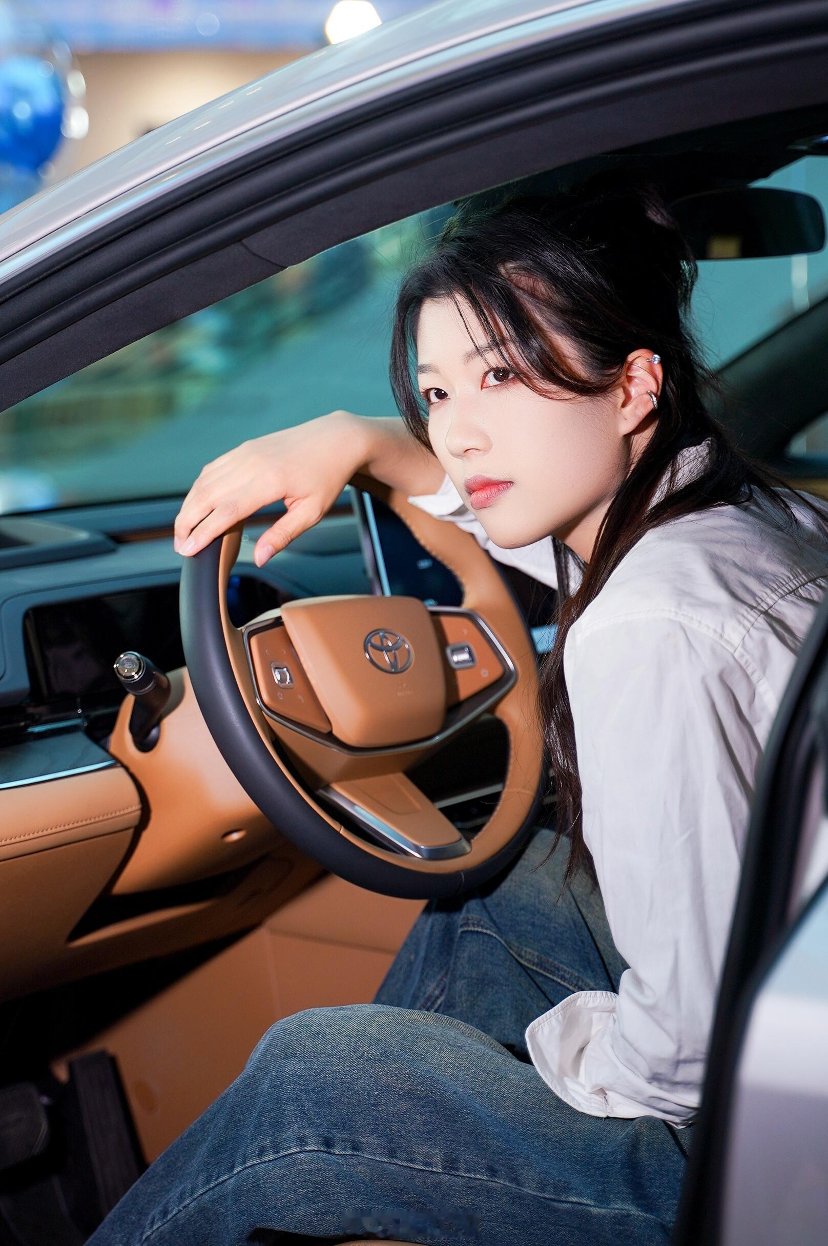 明年购置税补贴退坡电车怎么买 ⬅️ 这是年底前比较热门的话题，我们看看车企有什么