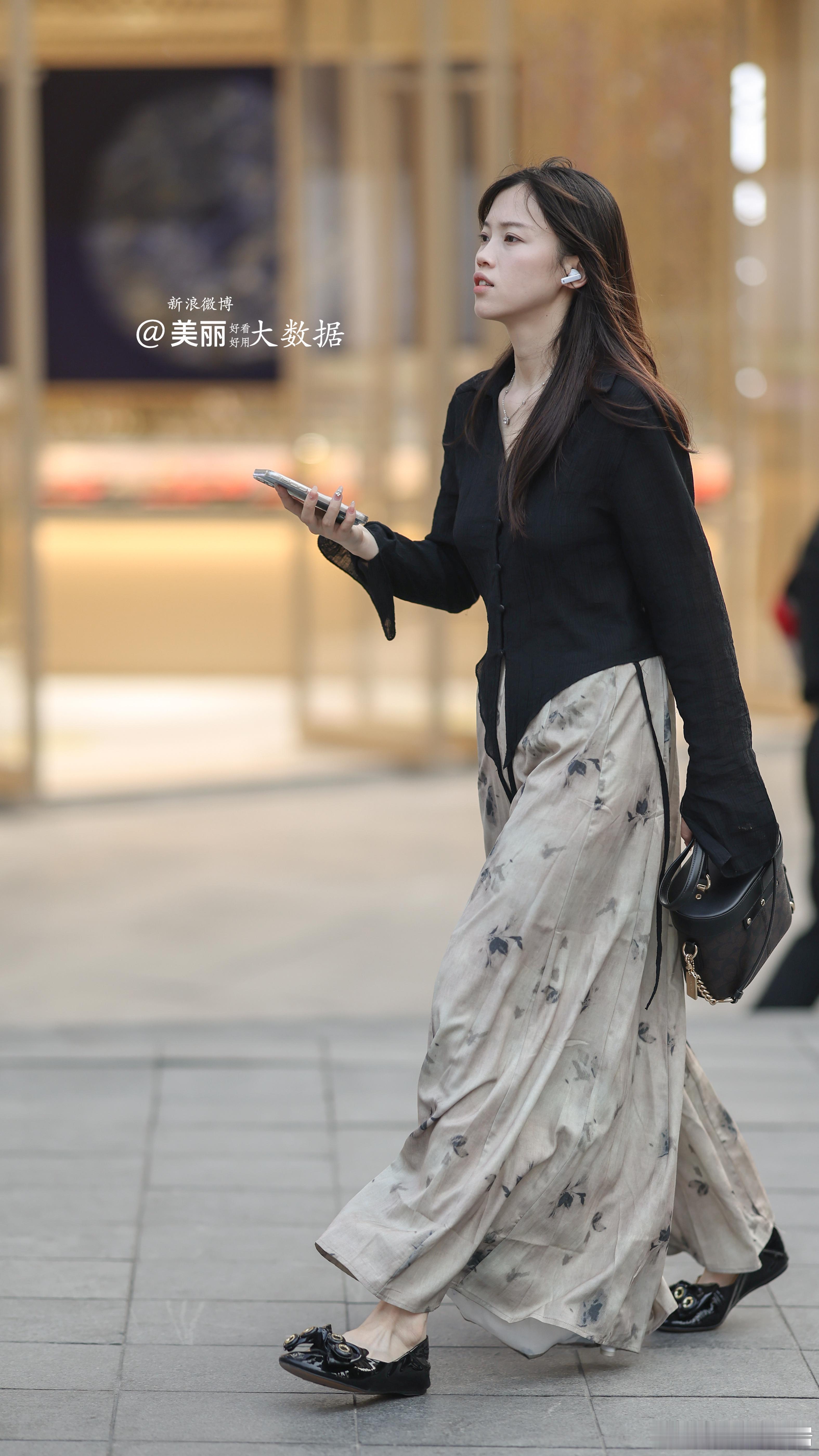文案自理。。 ​​​