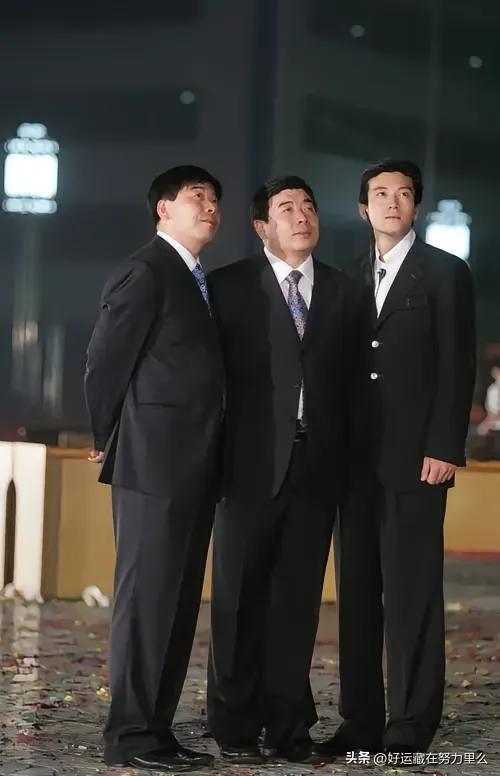 杨子会进入娱乐圈并不是因为喜欢拍戏，更不是为了圈娱乐圈的钱，而是为了使收藏的古董