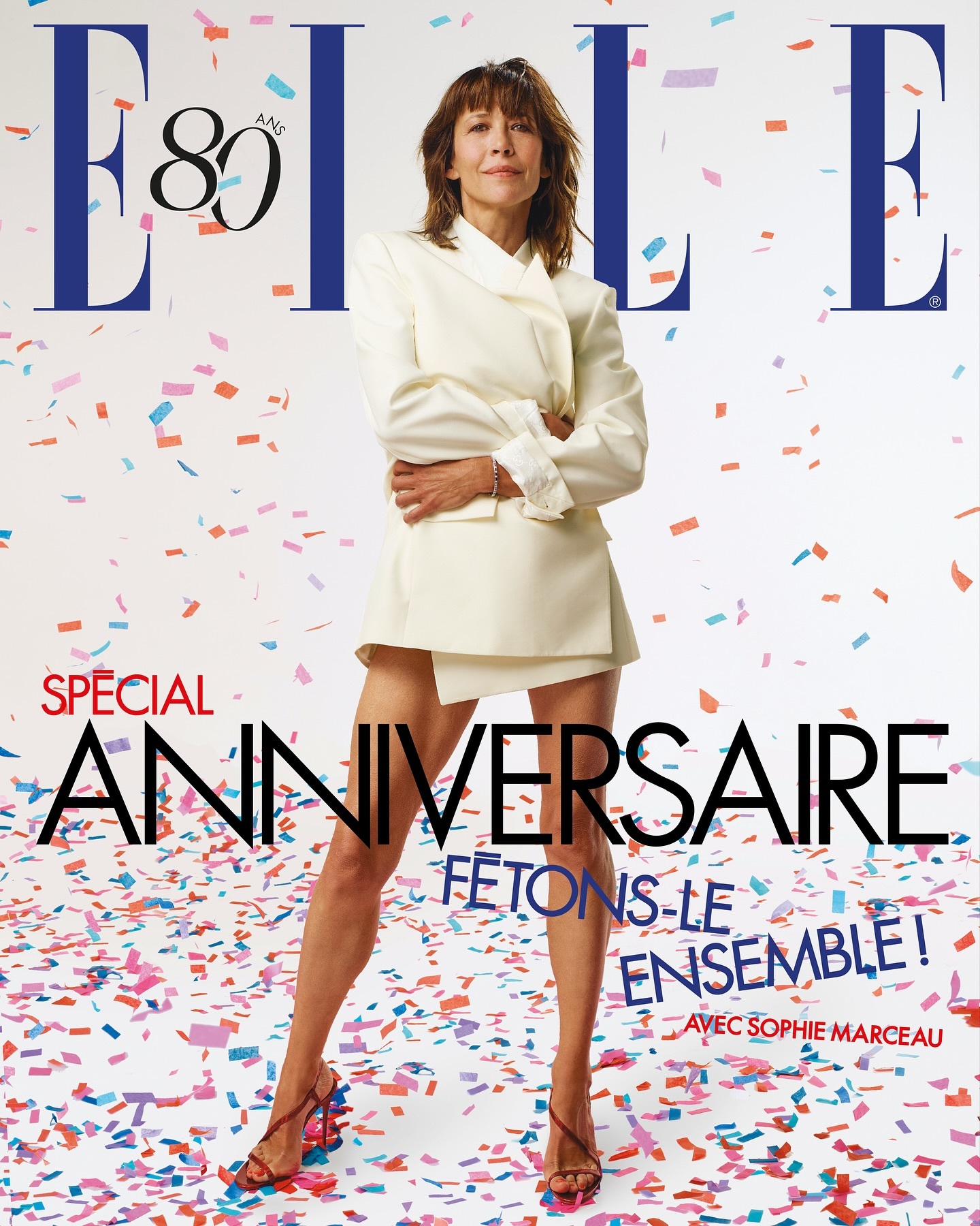 ELLE France 八十周年 ，略显寒酸的制作 ，和七十周年更是没法比了 …