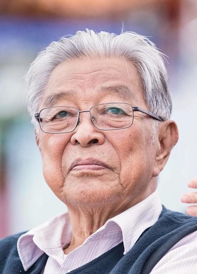 1999 年，在云南省高院，褚时健进行最后的陈述：“说我受贿 3630 万人民币