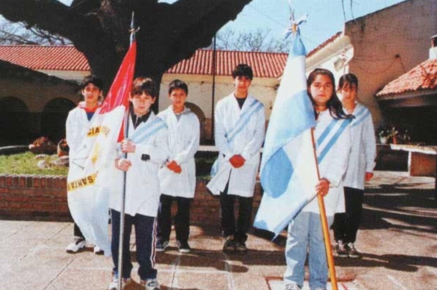 或许是你没见过的旗手梅西或许是你没见过的梅西