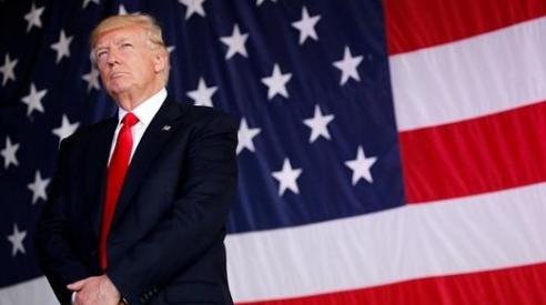 美国政治正在发生一个耐人寻味的变化：过去那个靠联盟体系塑造全球影响力的美国，如今