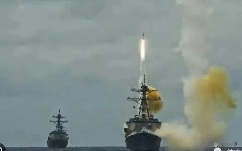 ### 美国驱逐舰遭胡塞武装37架无人机围攻 ### ——3月9日，胡塞武装军事