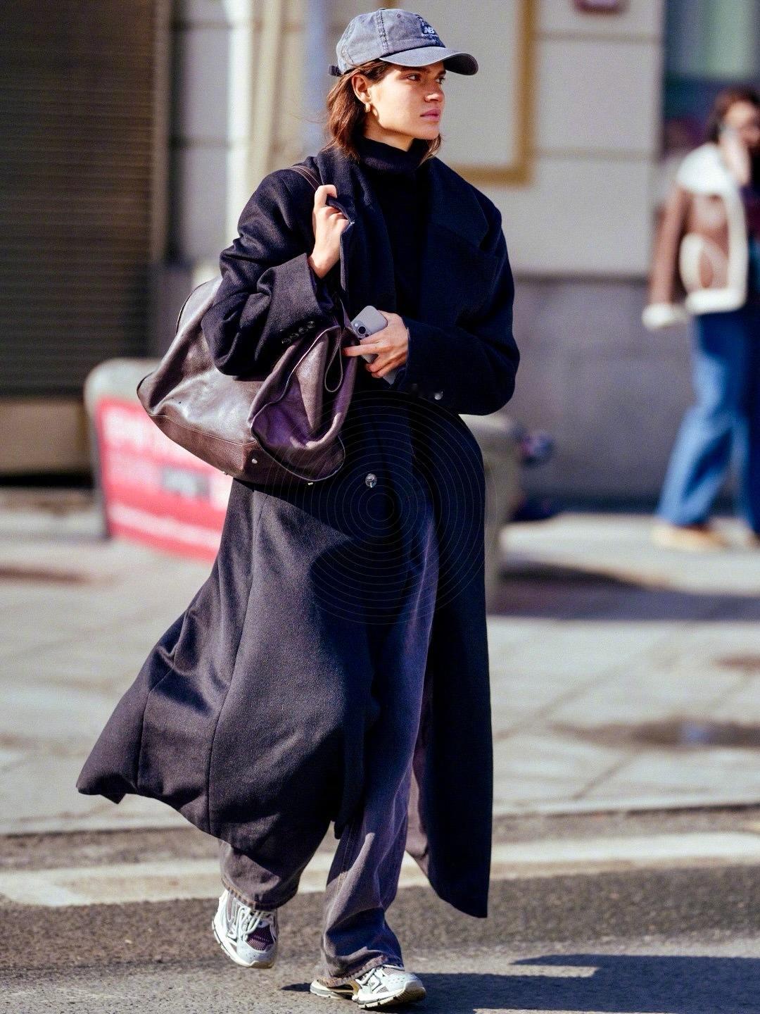 春日的莫斯科街头！🌸🍃🌼俄罗斯女士们生来具有超强的气场！