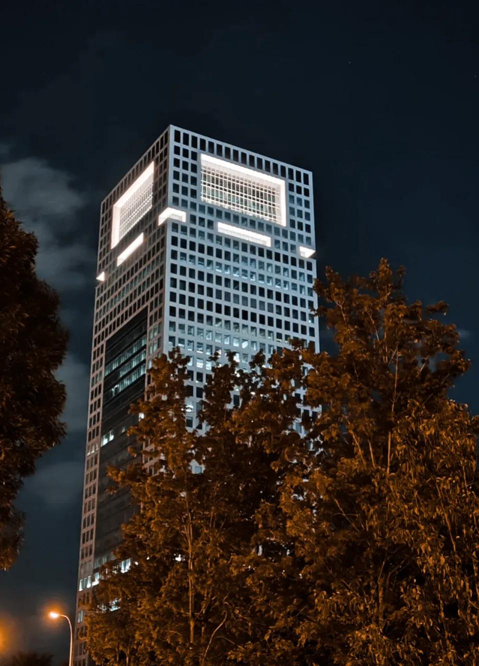 北四环一代名盘整改后最终效果。好歹换个别的形状的头不行吗