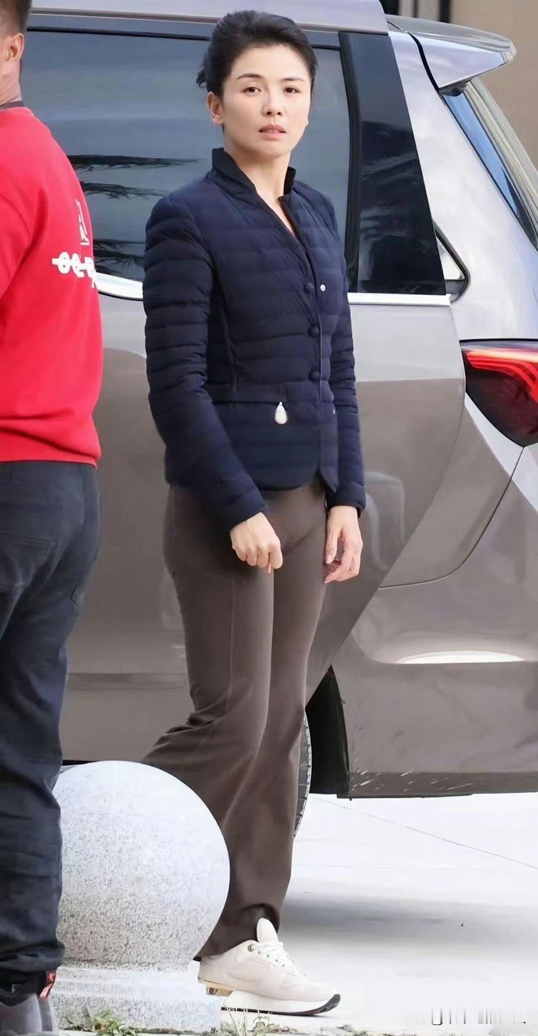 呵呵！
猜一猜，这是谁？