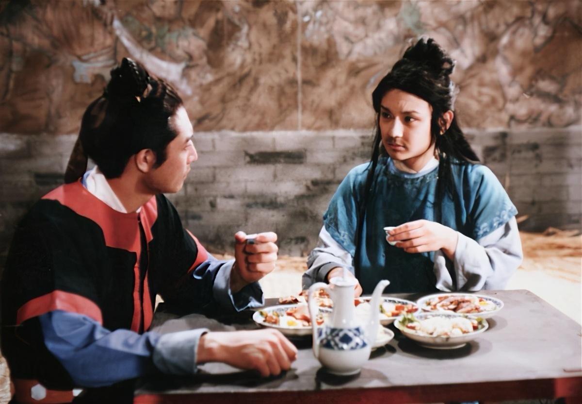 《红楼梦》里的贾宝玉，为何宁愿当和尚，也不愿意和薛宝钗继续过日子？

贾家衰落后