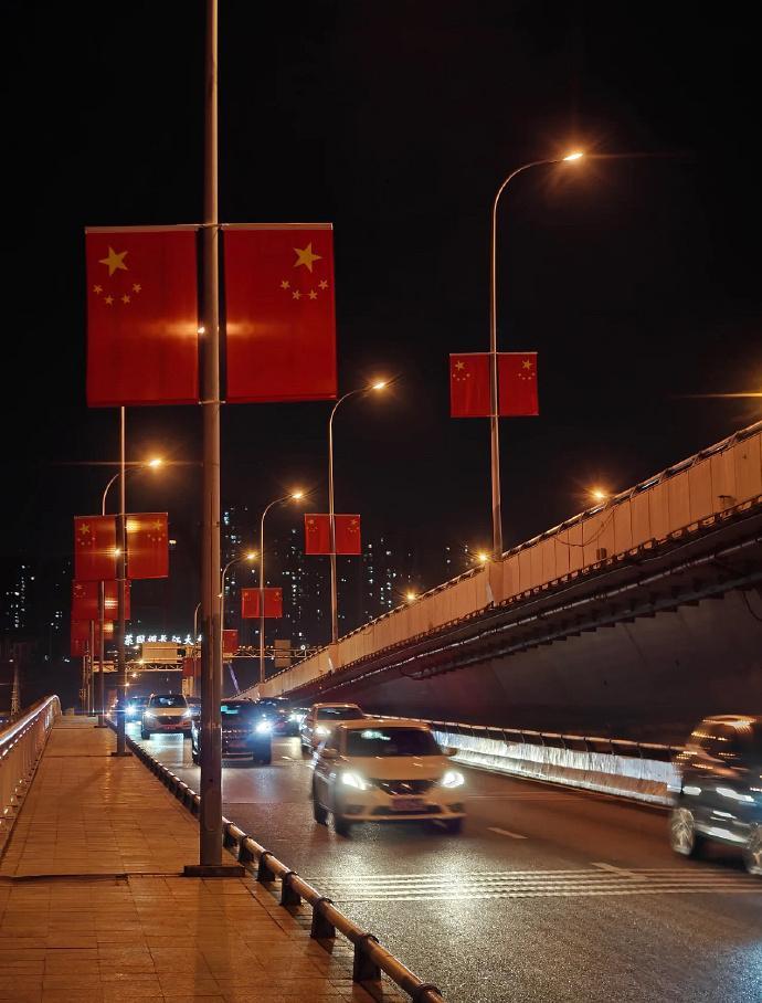 我们生在红旗下 长在春风里 🇨🇳 