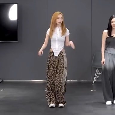 狗儿对豹纹的爱..已严肃集齐全套❤️🐆 ​​​