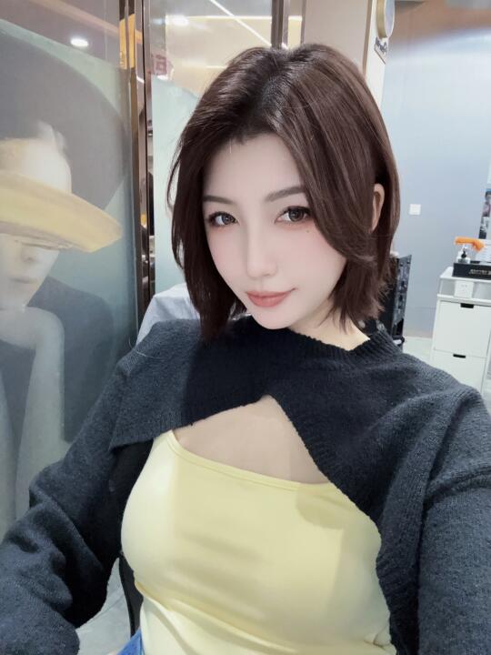 今天洗头化妆噜～
