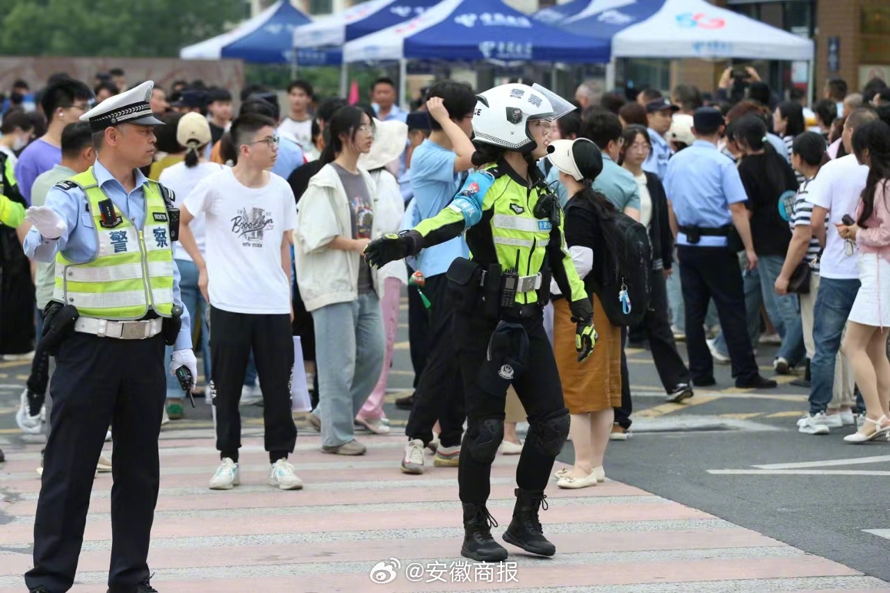 #新高考加油战# 【#合肥全警上一线护卫高考安全#】今天2024年高考大幕拉开，
