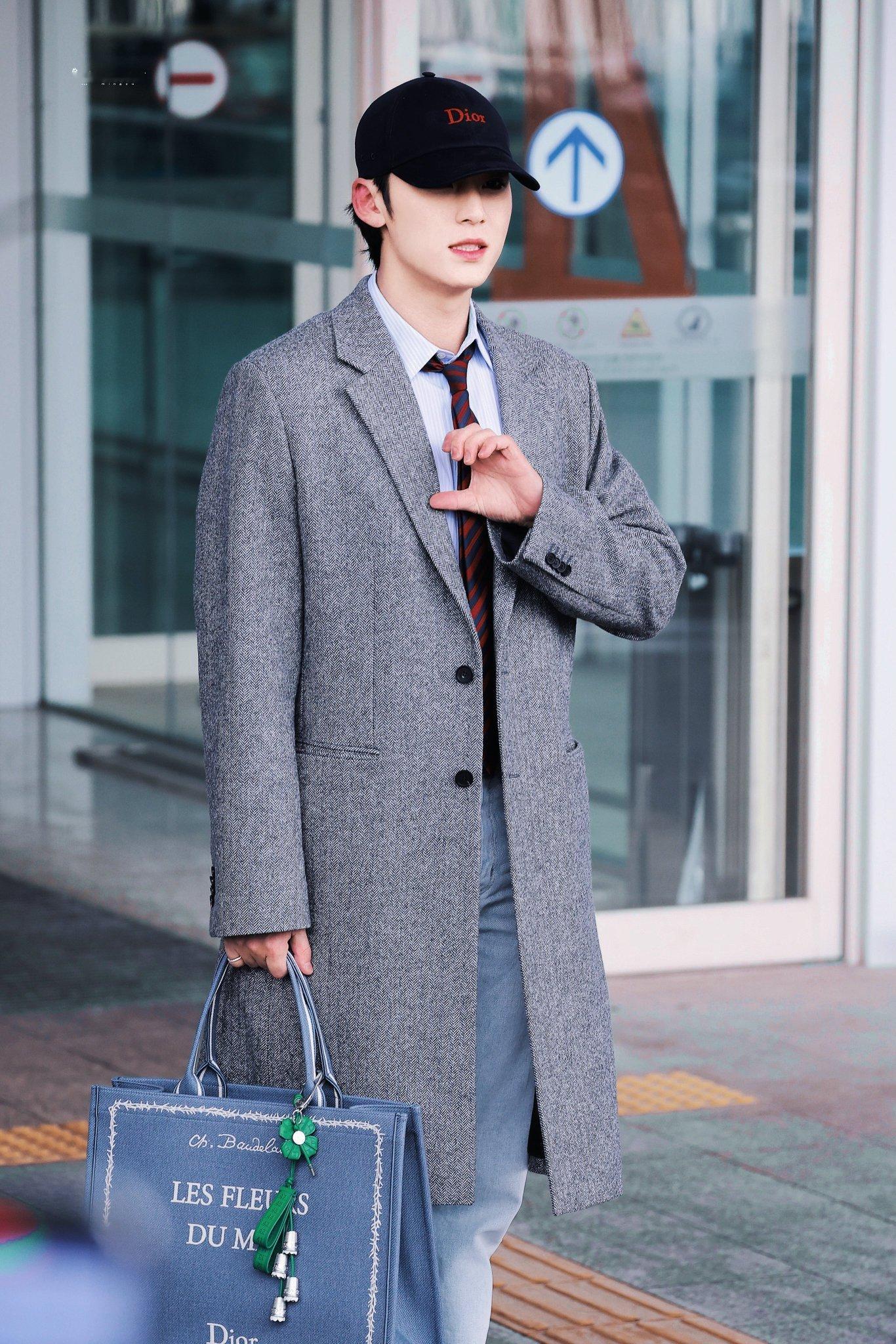 巴黎男装周｜机场出发照金珉奎 —— Dior Men 2026秋冬大秀又一年相约