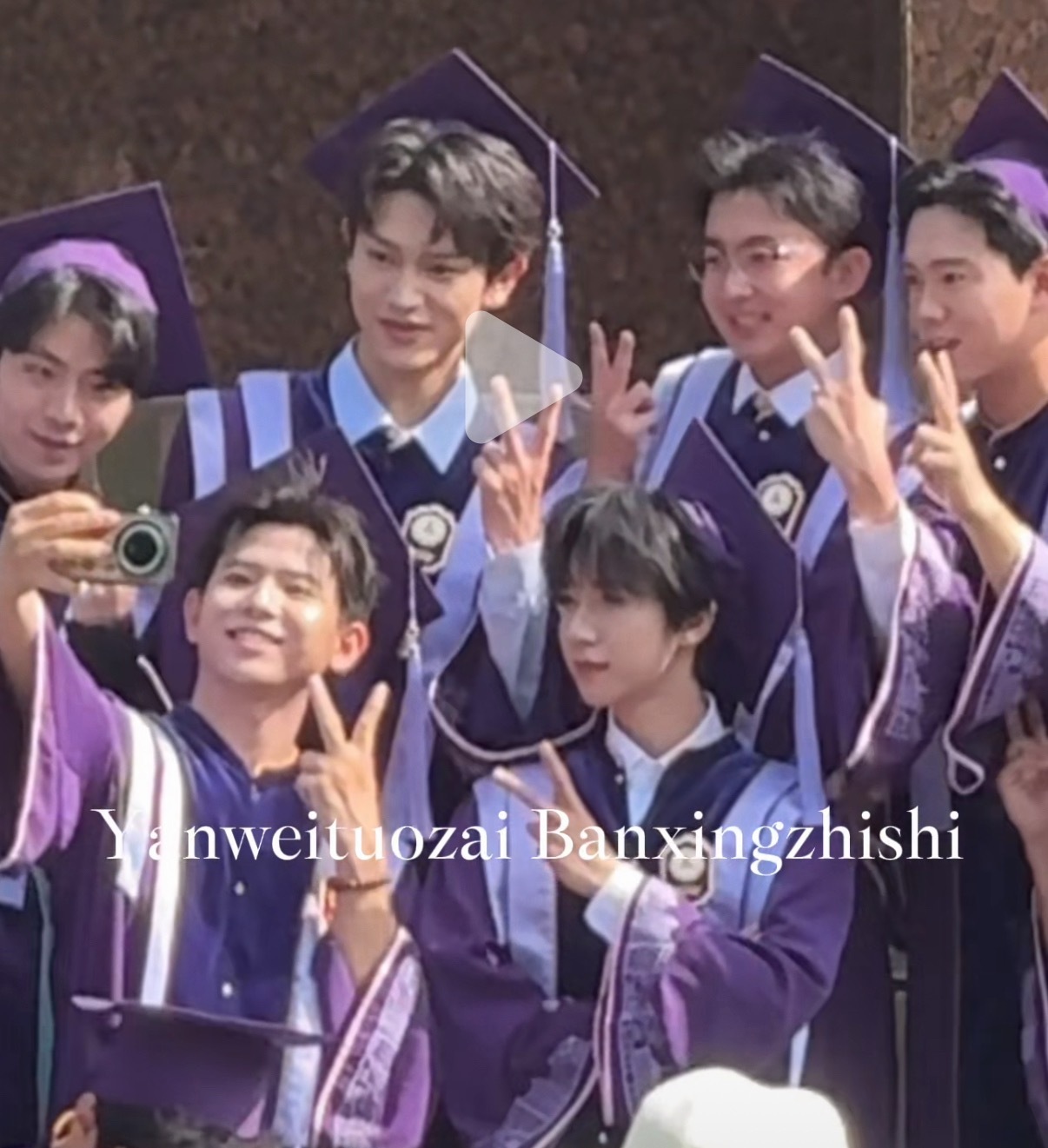 学姐你干嘛。 