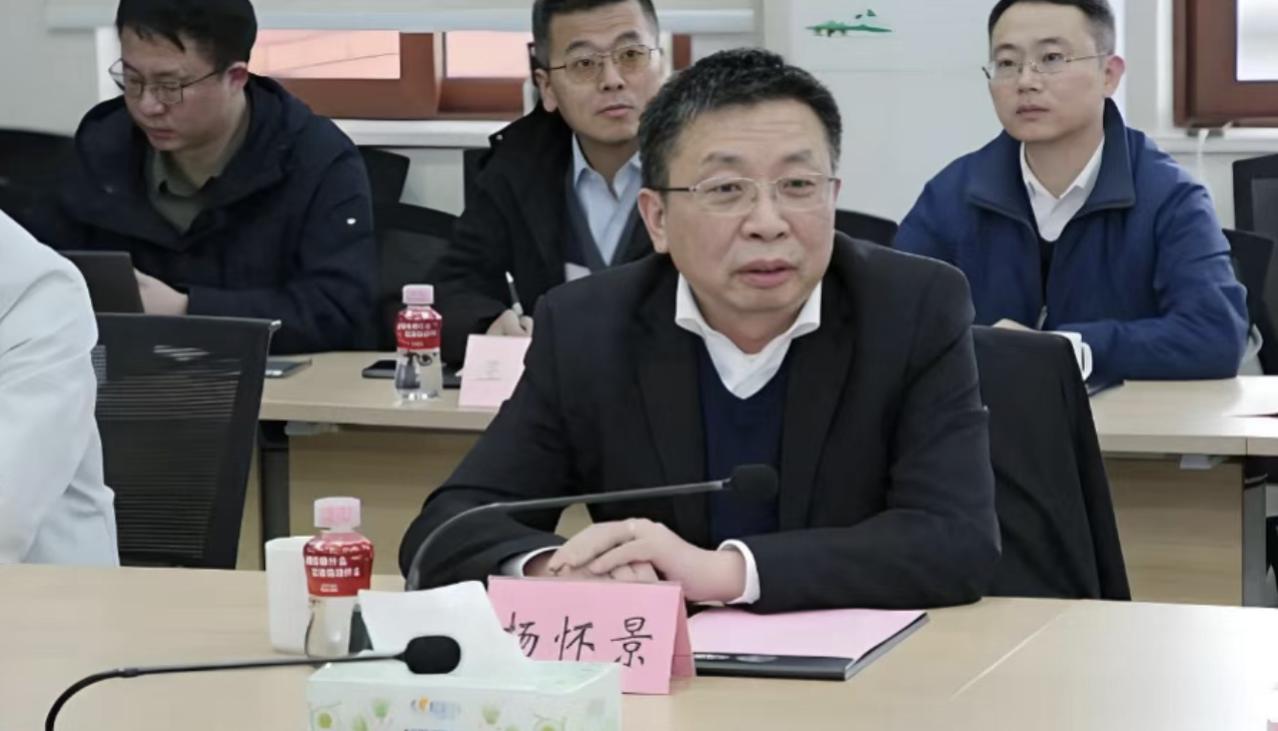 剑指50万年销目标？杨怀景任上汽集团副总裁
7月8日，上汽集团发布董事会决议公告