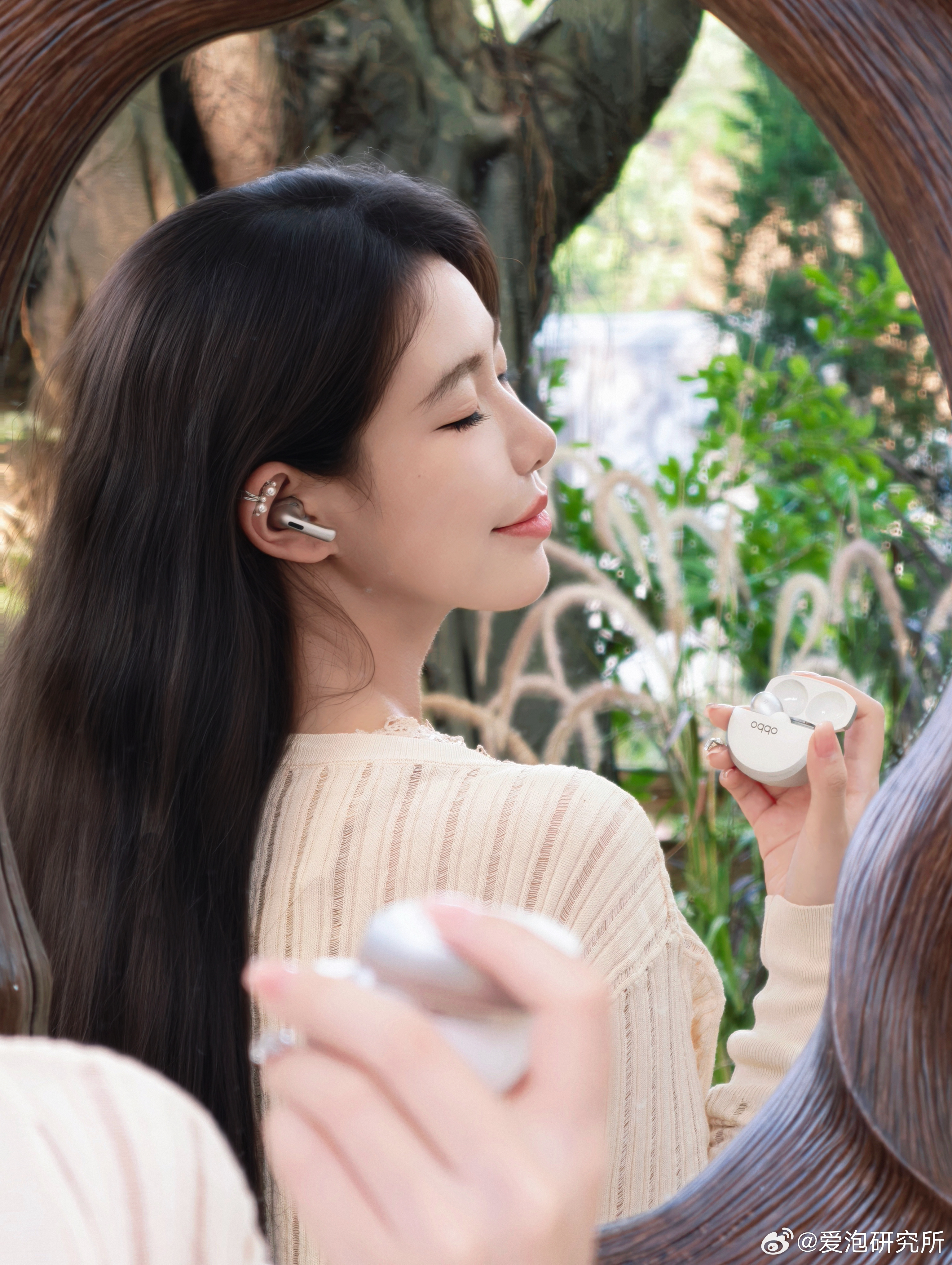 OPPO Enco X4 来啦～这代第一眼给我的感觉就是更精致了，充电盒比上一代