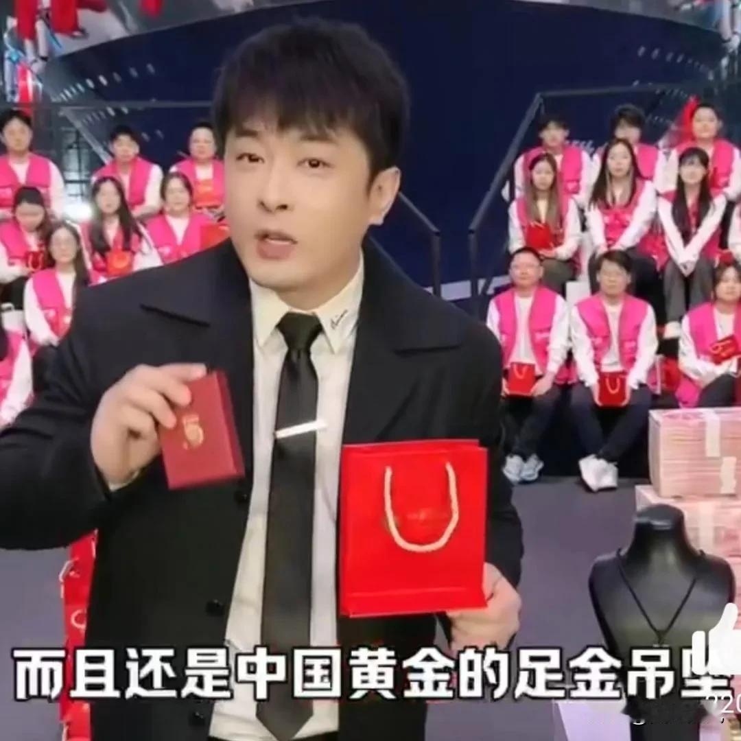 榜一大哥这“脑子”就是不一样，它所有想要的，都必先用钱砸，砸100，收1亿，不知