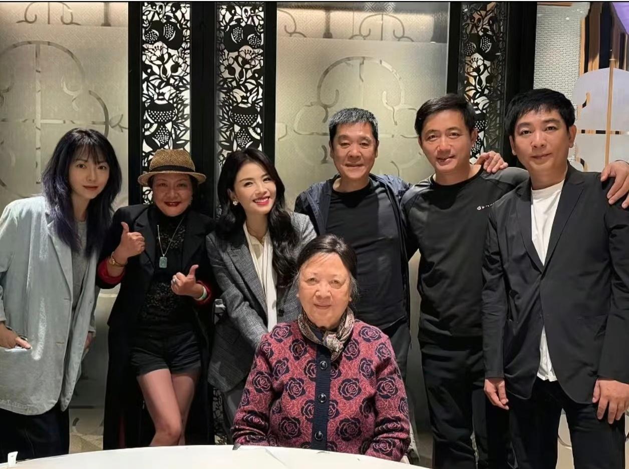 这才是广东人要的外来媳妇本地郎 的大结局！三叔穿运动衫去见前妻，把广东人的松驰感