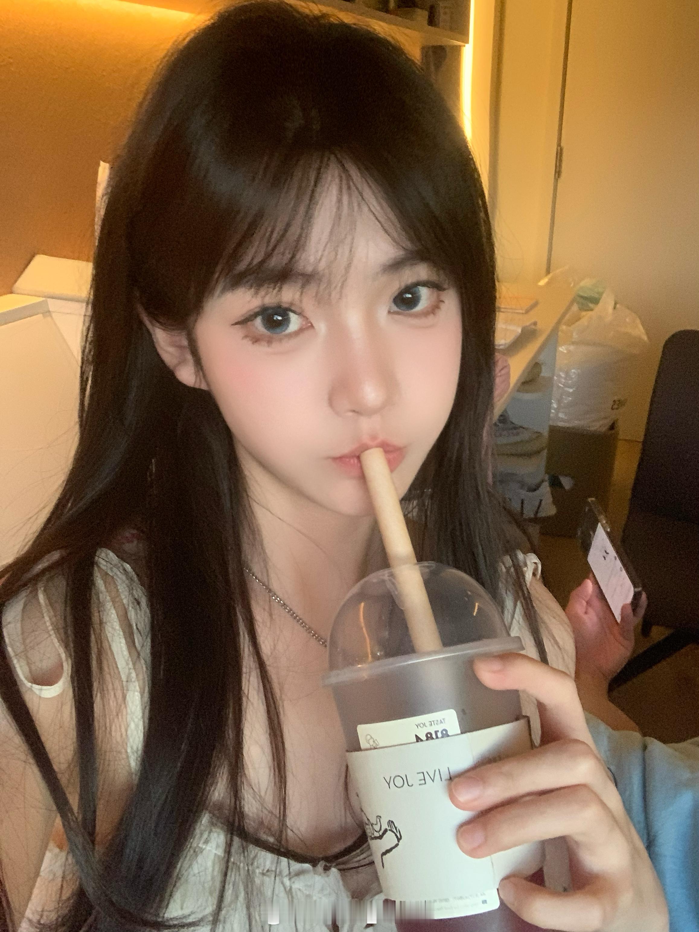 最近的角色是幸福小孩 ​​​