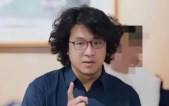 沈伯洋万万没想到，刚被赖清德推出来参选台北市长，就撞上了大陆主管部门的再次重拳。