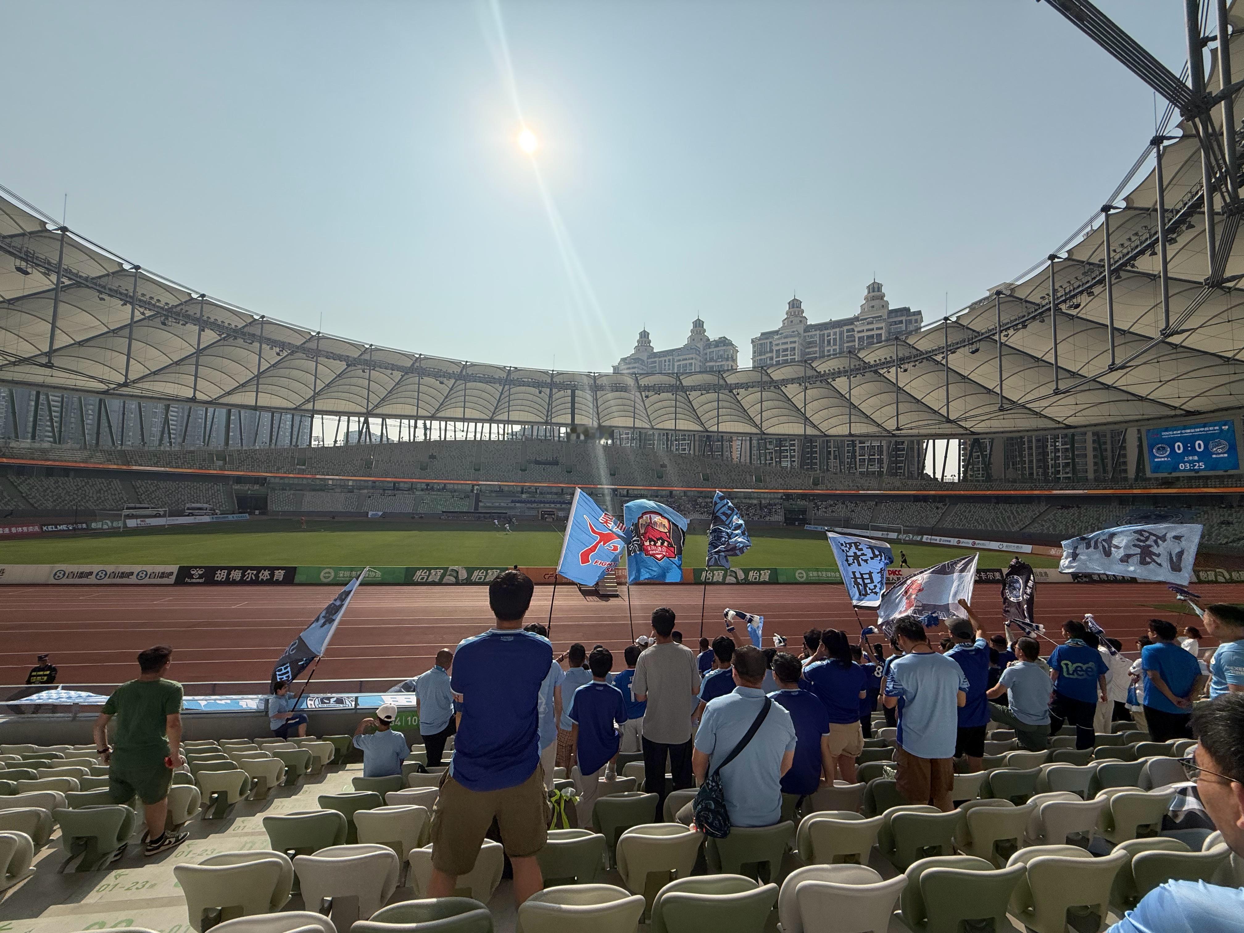 督战一场中甲，深圳青年人对阵佛山南狮，给拉米罗加油深圳青年人足球俱乐部中甲联赛 