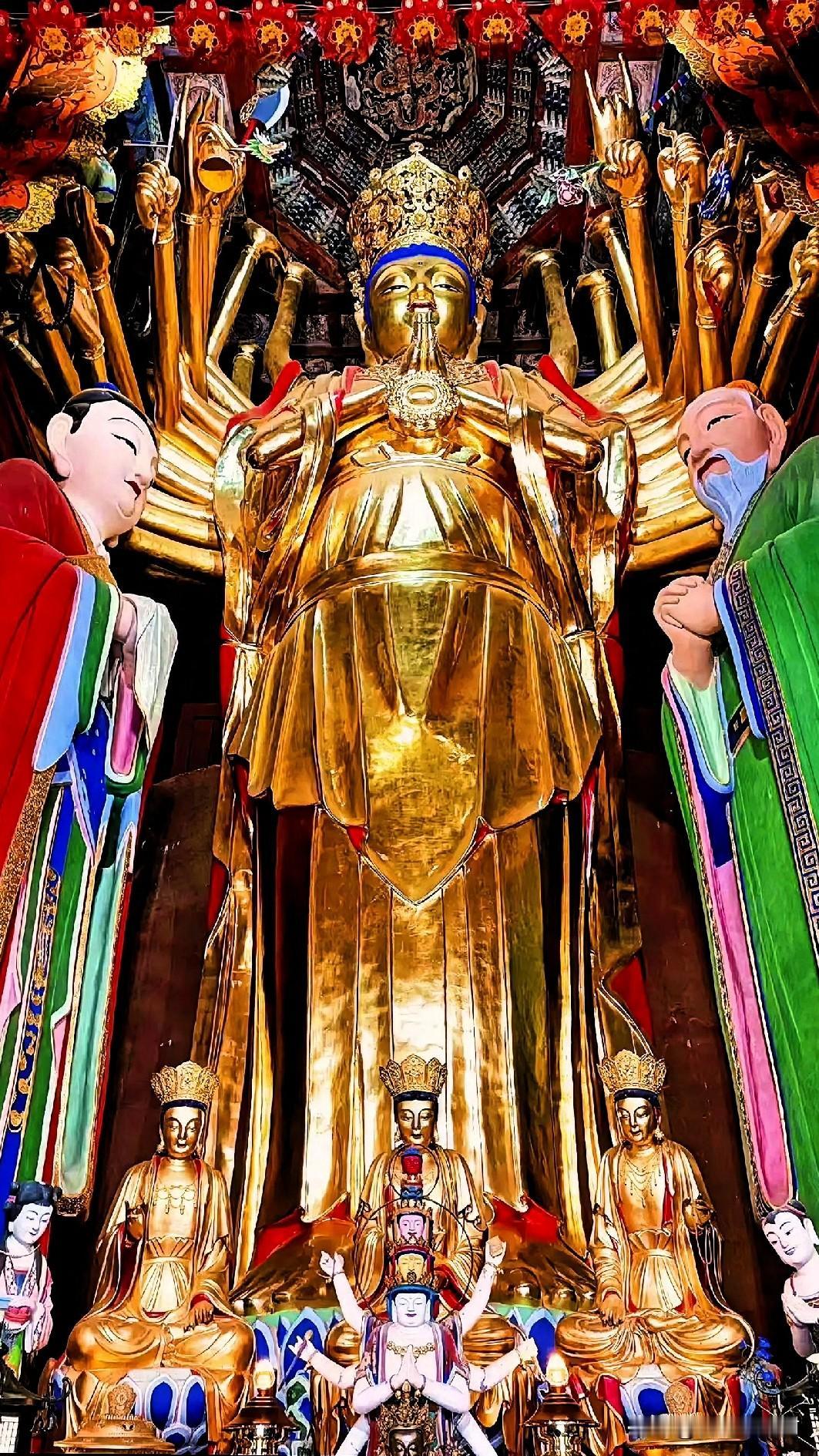 五台山这尊17.7米的千手观音，藏着多少人不知道的震撼
 
很多人来五台山，都会