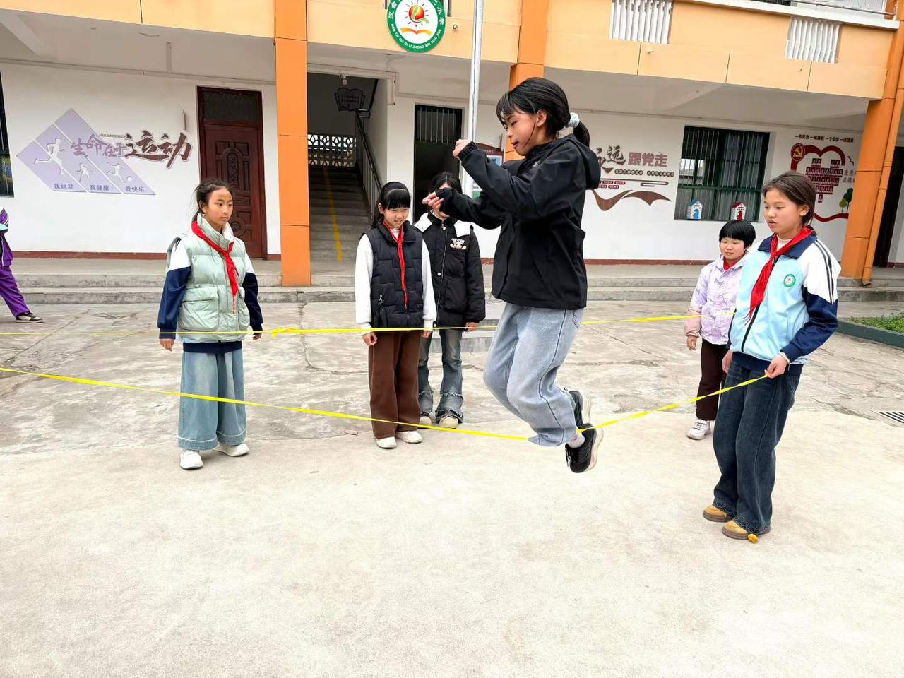 万物新生，满眼温柔,人间可爱，岁月正好！