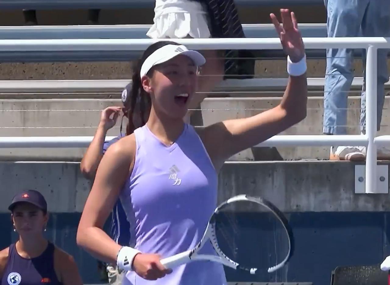 笑得真甜！王欣瑜三盘逆转维基奇！

WTA1000辛辛那提站第二轮，王欣瑜以3-