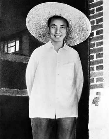 晴雨风说史晴雨风说史他及他的后代一生奉行为人民服务的宗旨