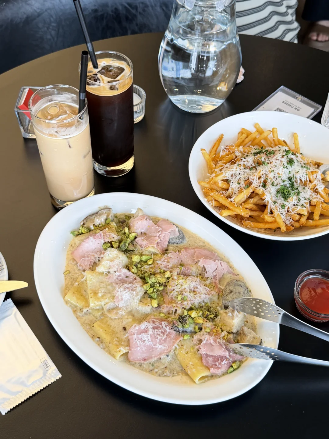 首尔新沙洞挖到宝藏brunch…好有氛围感！！