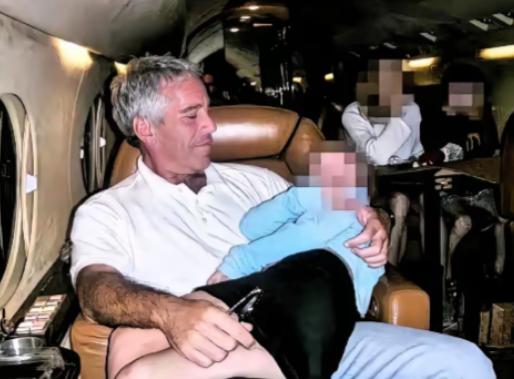 美国的上流社会，果真如此，越是身处上流之人，行为越是下流。这话放在以前，可能还有