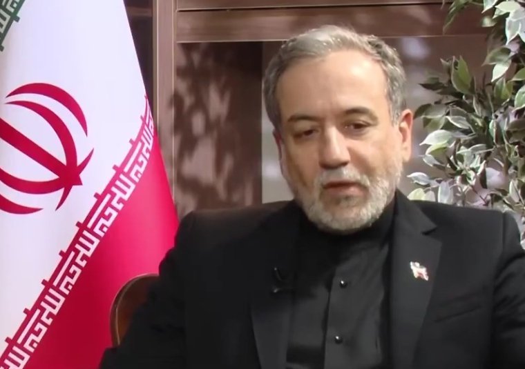 伊朗外长回应美伊谈判伊朗外长阿拉格奇表示：目前尚未进行任何谈判。我们既未对美国的