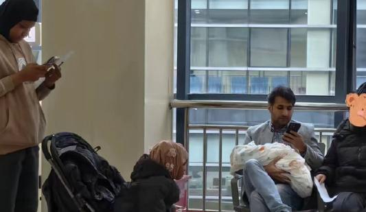 印度游客拒交急诊费拍视频指责医院，这种事情就很简单，没有什么好说的了，在中国就要
