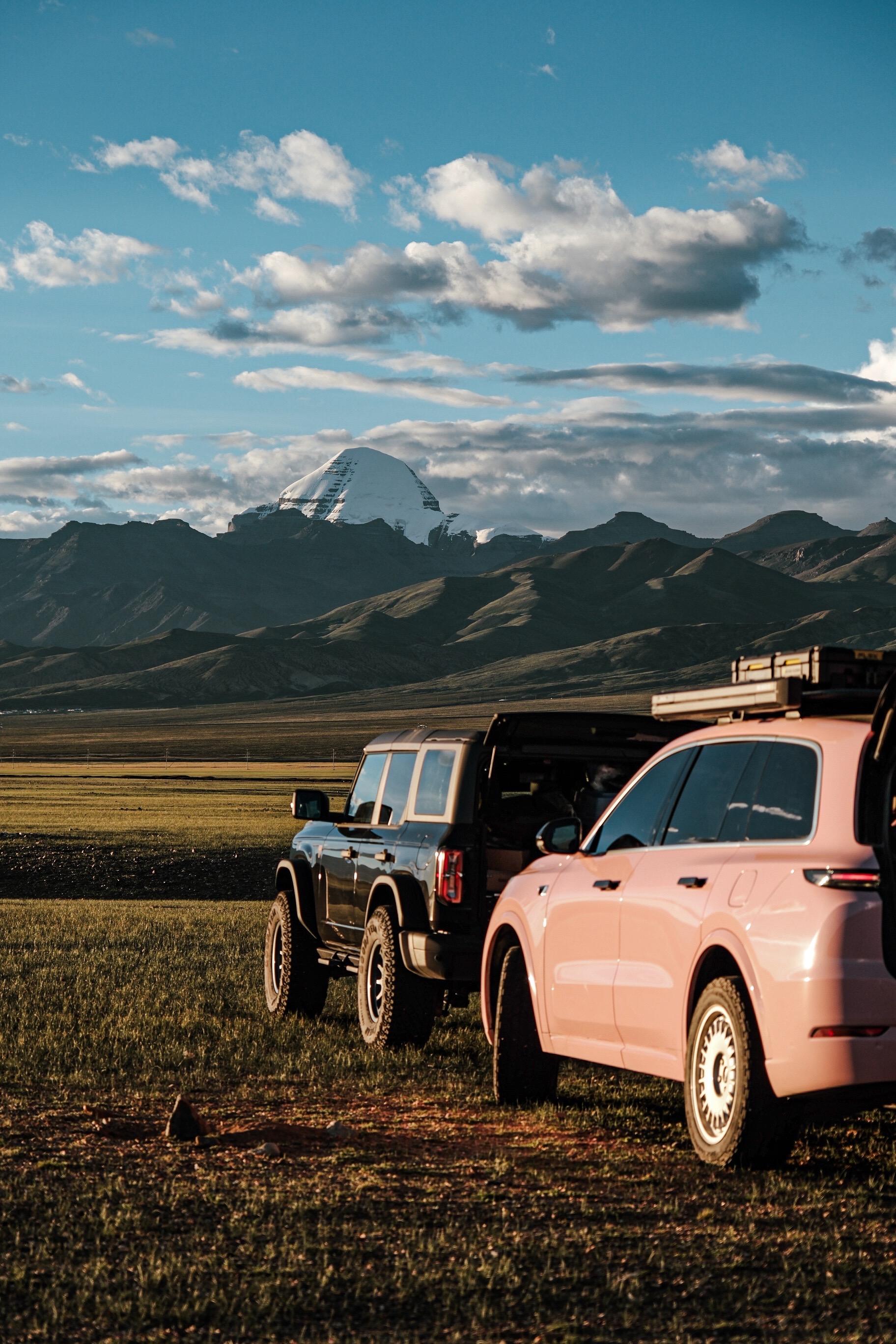 接受平凡的自我，但不放弃理想与信仰