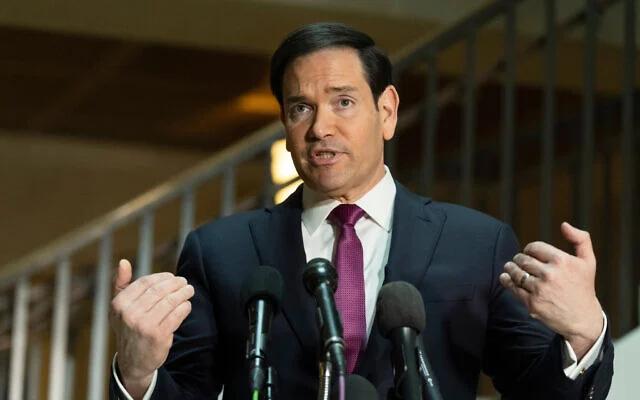 美国国务卿马可·鲁比奥指责伊朗通过报复性打击“劫持”世界，并坚称美国的战争目标正