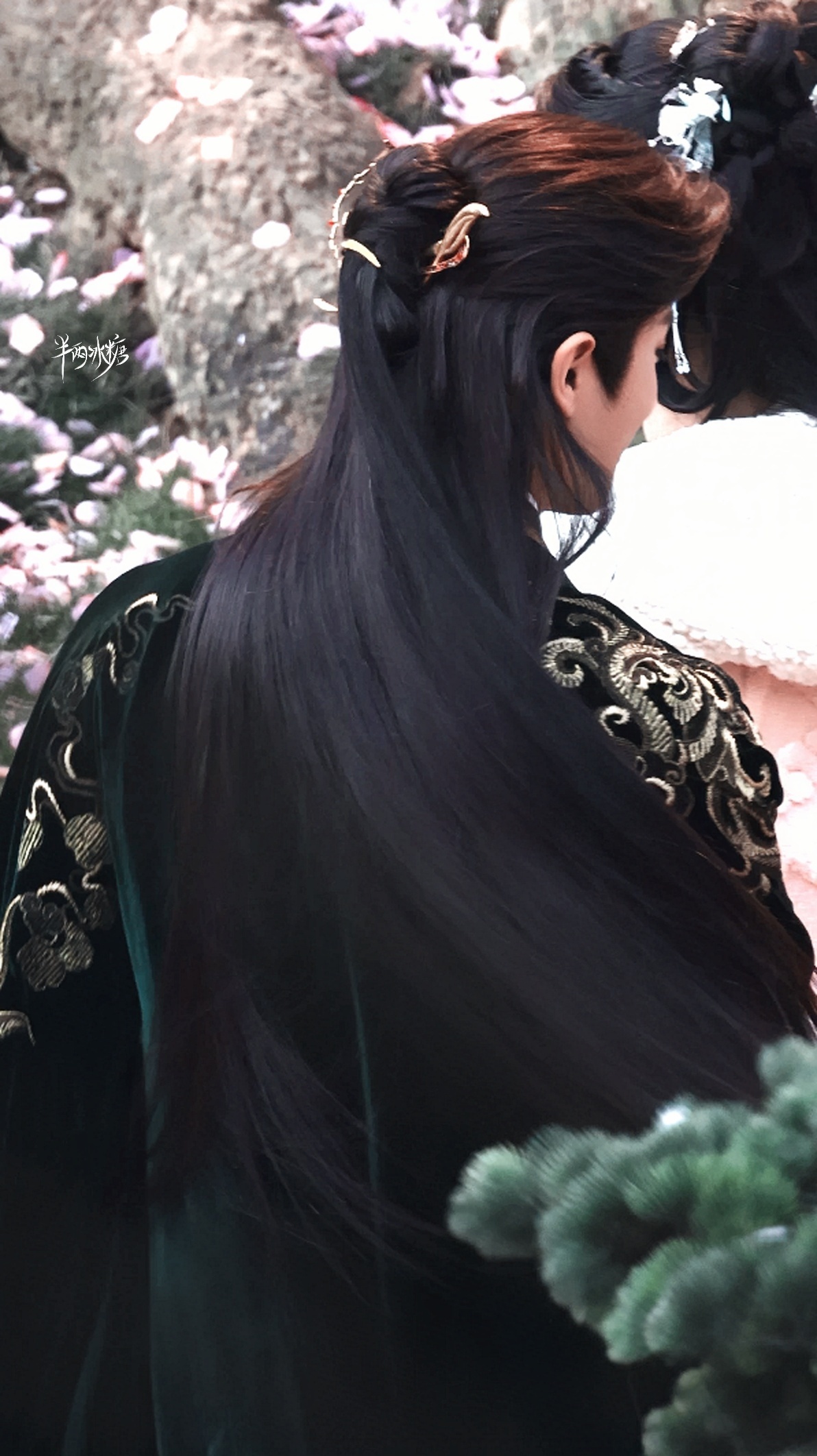点击观看澹总如瀑般的秀发[爱慕] ​​​