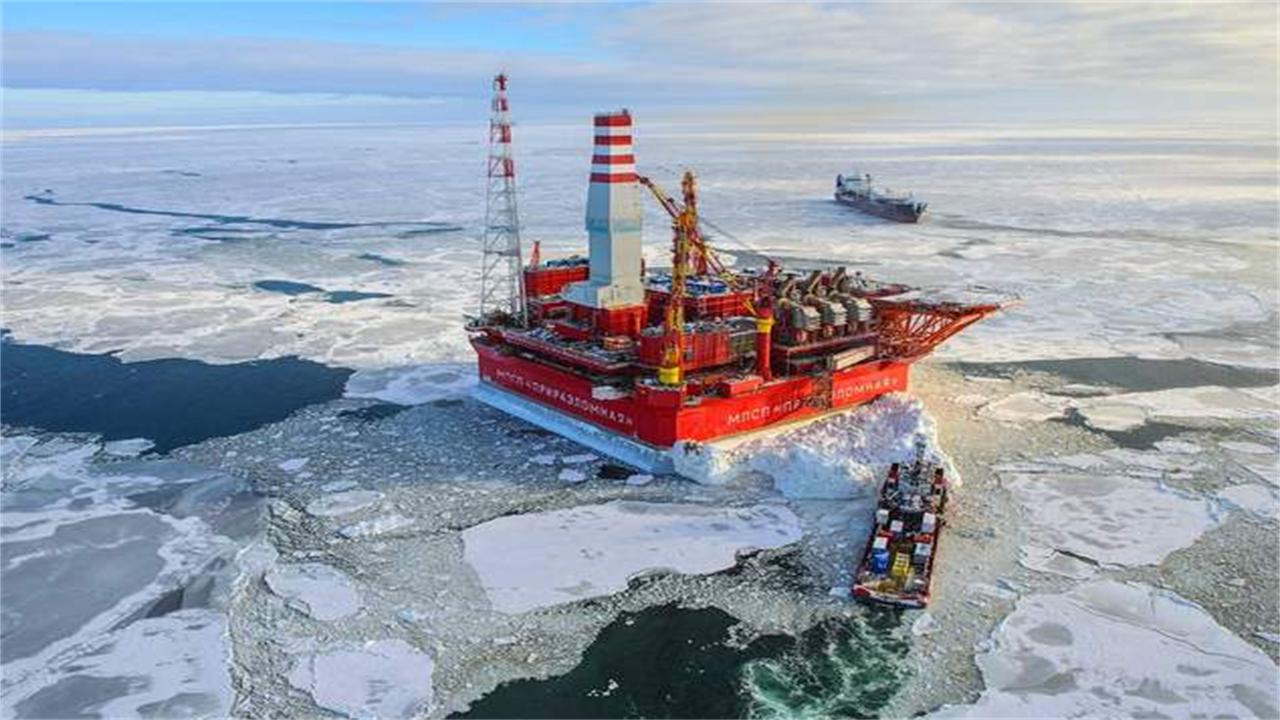 美国大手一挥，新战场定了，北约果断掀桌子，点名“防范中国”

北约秘书长斯托尔滕