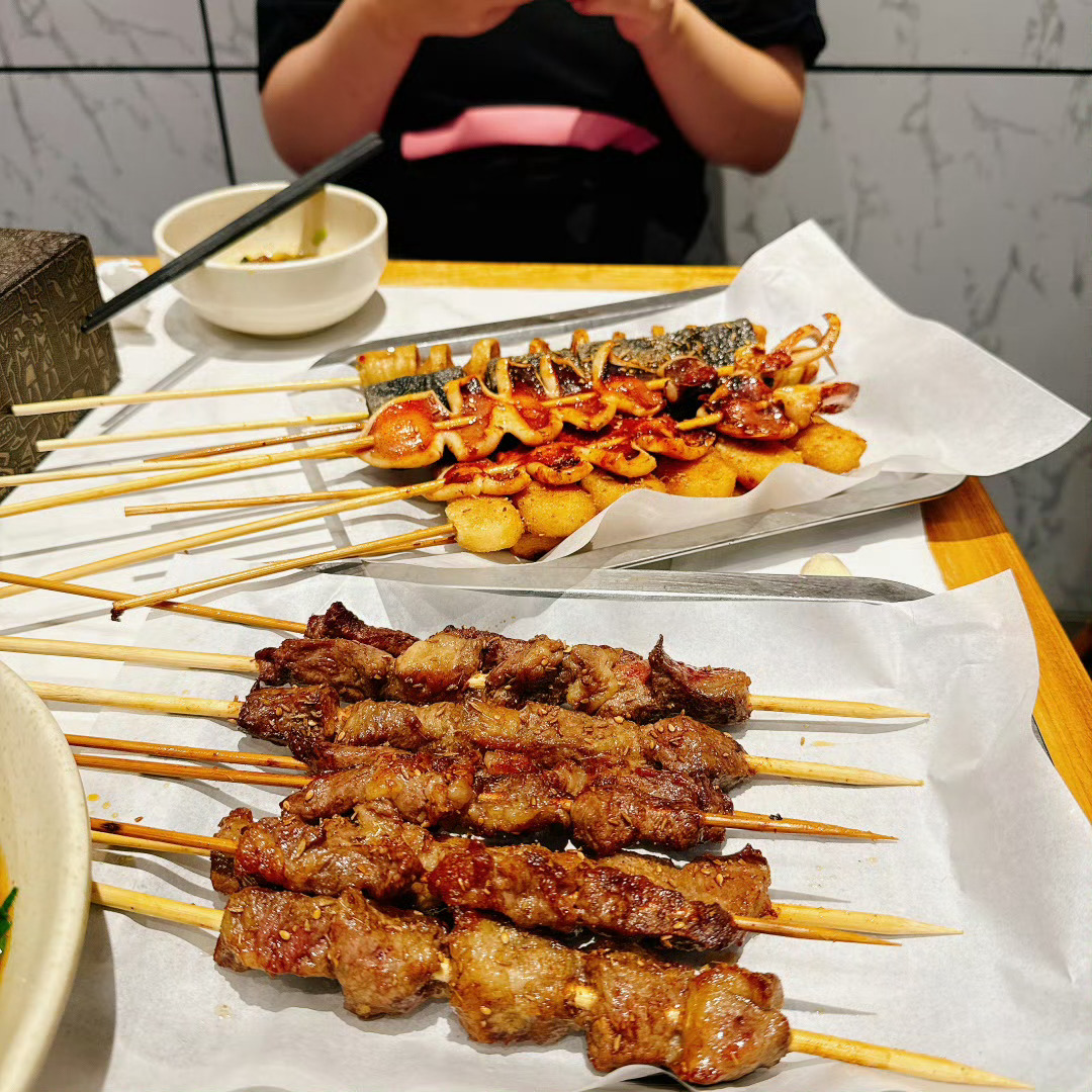 不建议带着饥饿感入睡臣附议[作揖] ​​​