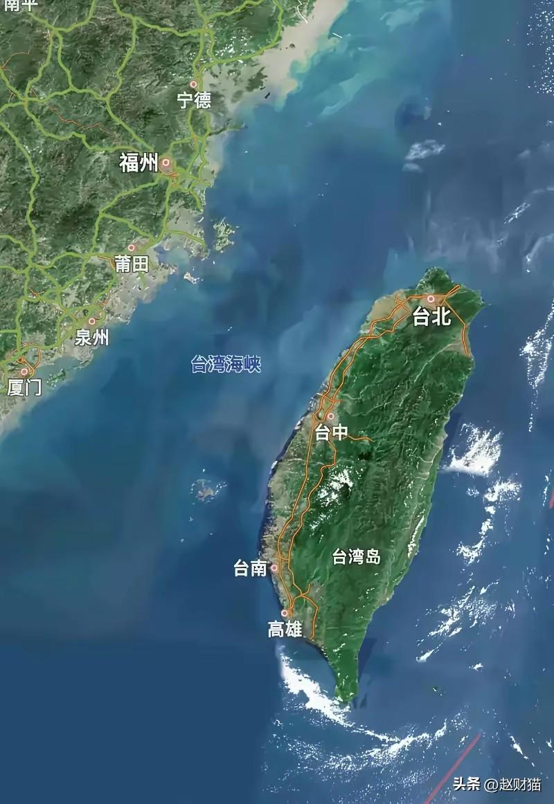 还没完没了！加拿大和澳大利亚军舰刚横穿完台湾海峡，美国“希金斯”号驱逐舰、英国“