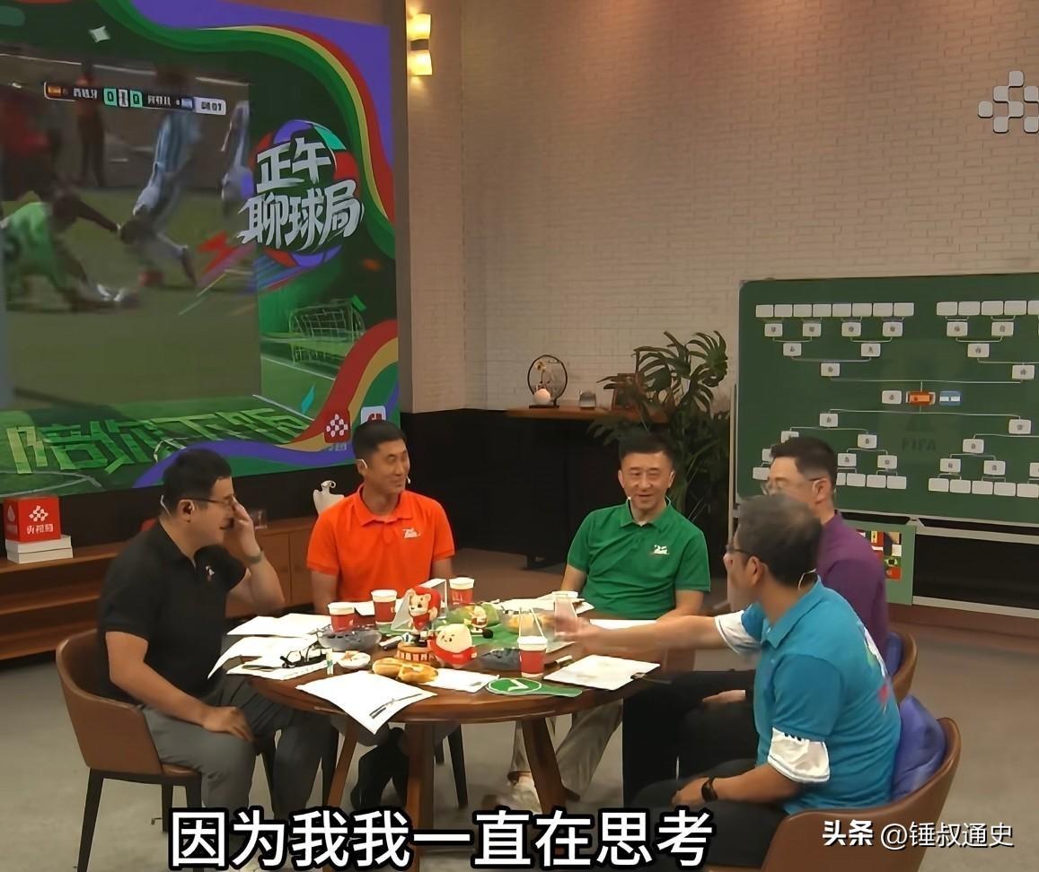 阿根廷犯规多踢得脏？马宁：裁判分析看的是犯规的性质，而非数量

世界杯落幕之后，