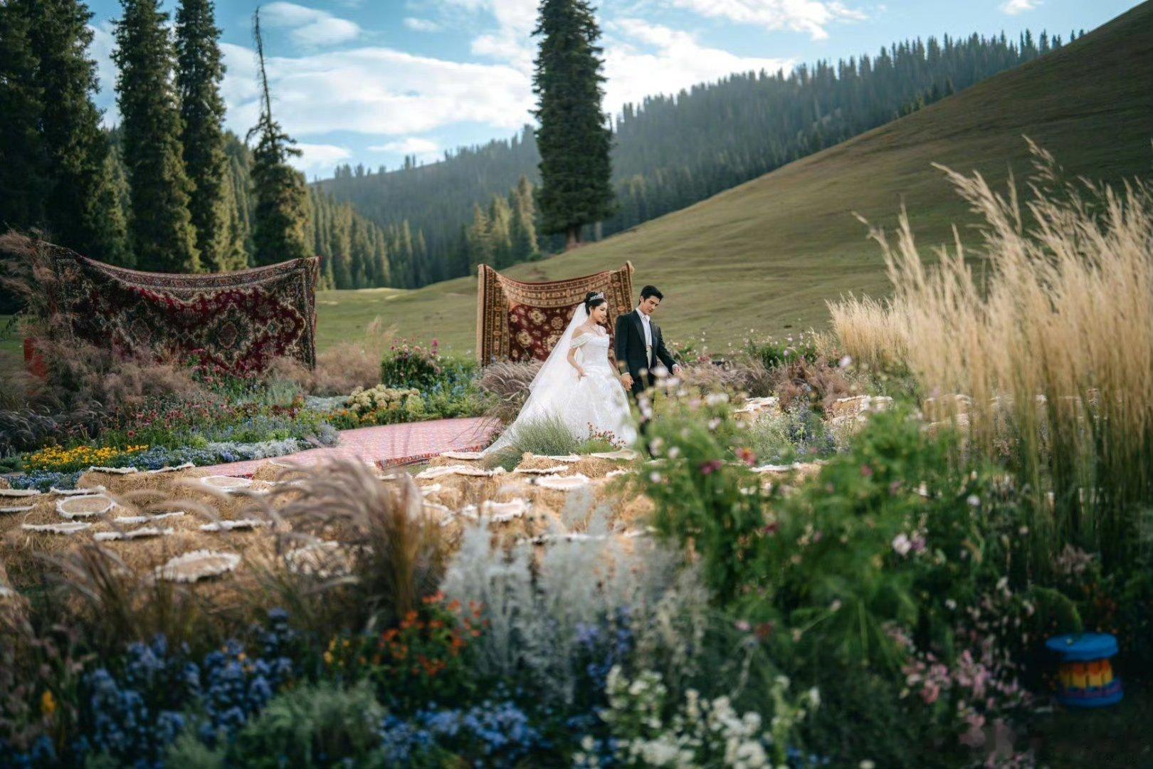 马天宇给姜潮麦迪娜送婚礼祝福马天宇晒姜潮麦迪娜婚礼现场照马天宇给姜潮麦迪娜送婚礼