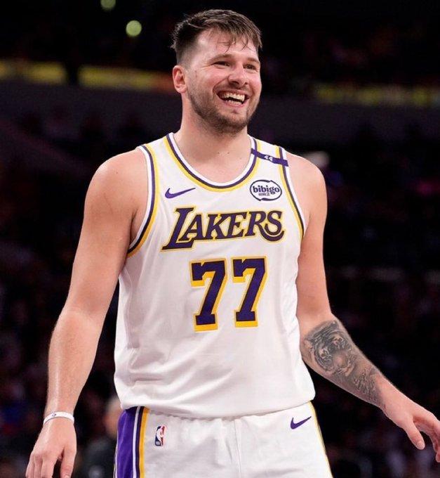 扎心！东契奇成近 10 年唯一得分王却无缘 MVP 前三的球星

NBA 东契奇