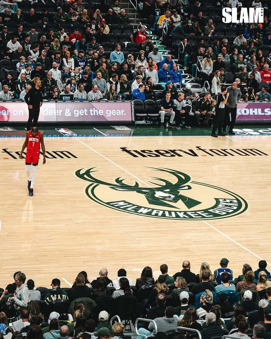 分享一组杜兰特的高清大图，喜欢的老铁请自取。