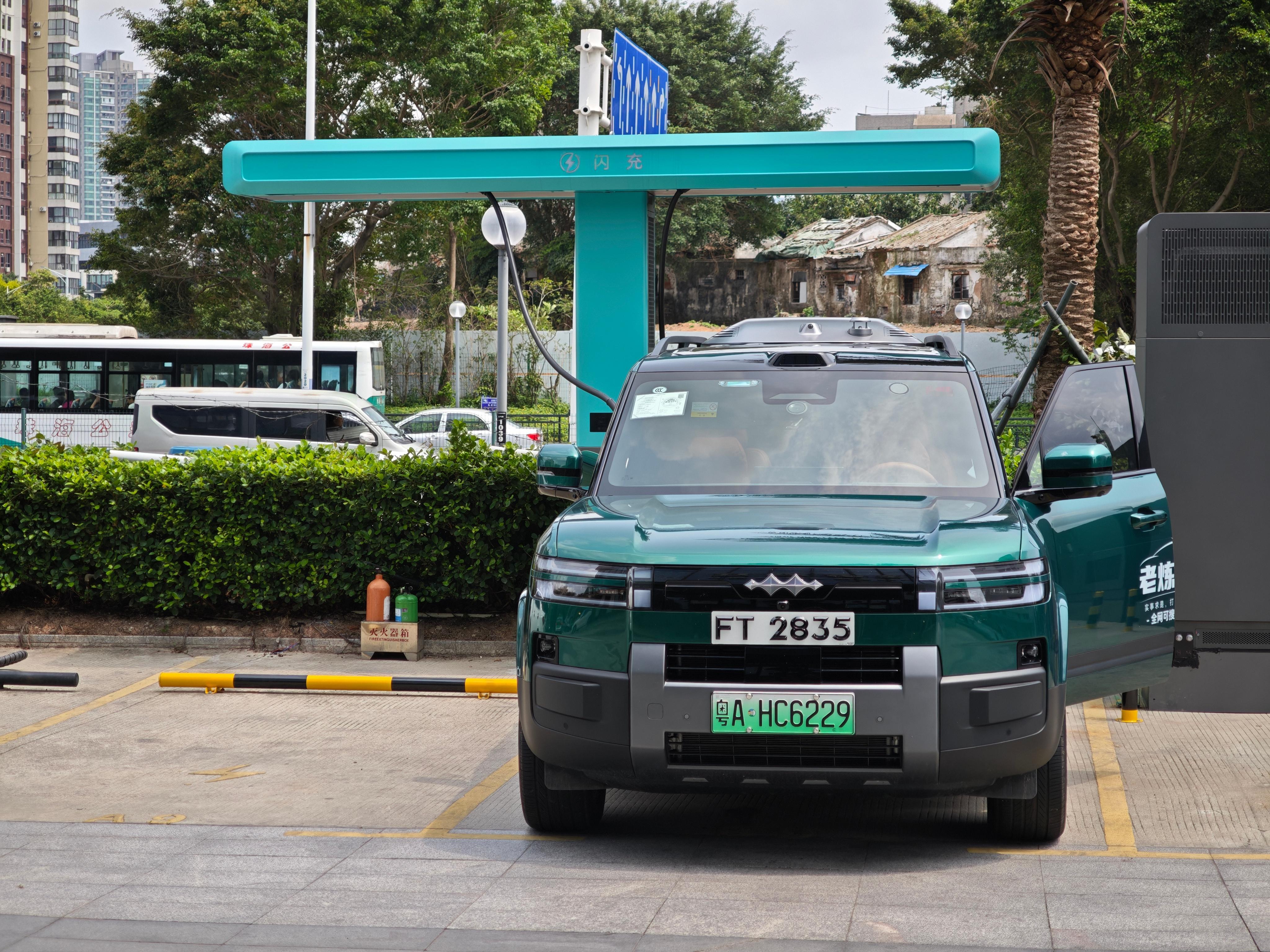 广州白云钟落潭到珠海港珠澳大桥，全程160公里路，99％路程都打开天神之眼B辅助